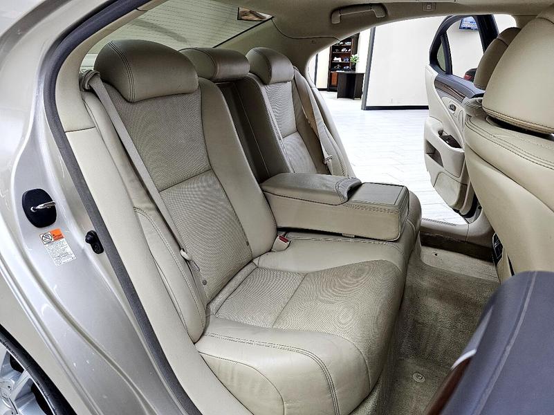 Lexus LS 460 2015 price $17,995
