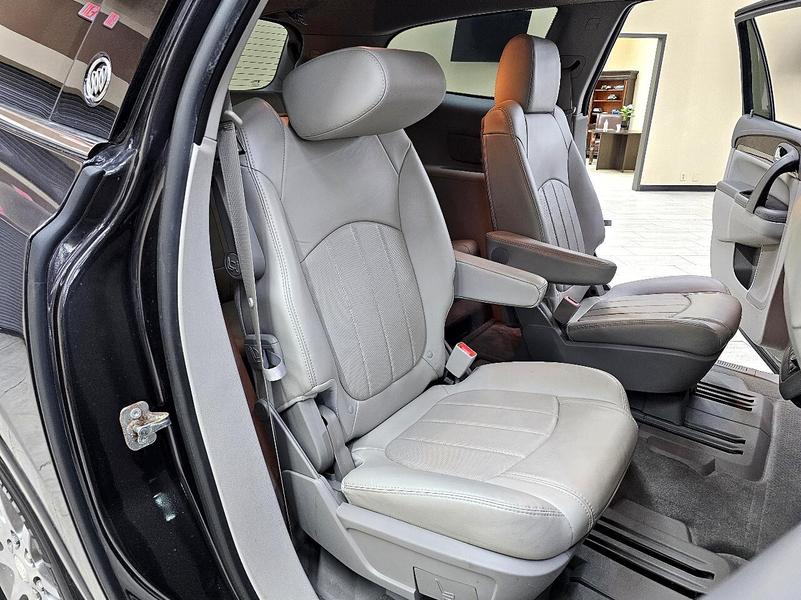 Buick Enclave 2016 price $11,795