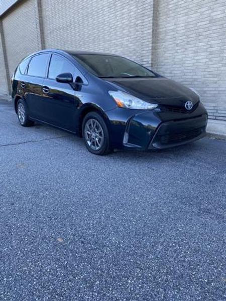 Toyota Prius V 2017 price $11,105