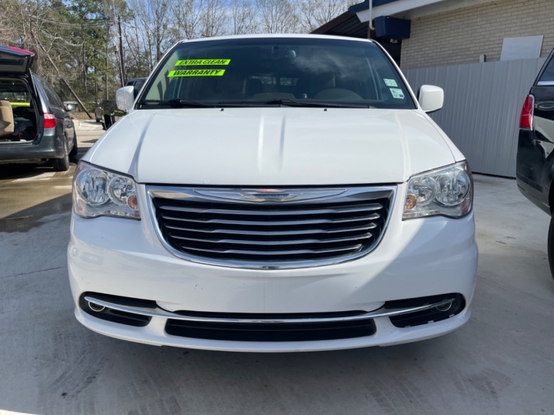 CHRYSLER TOWN & COUNTRY 2015 price $11,995