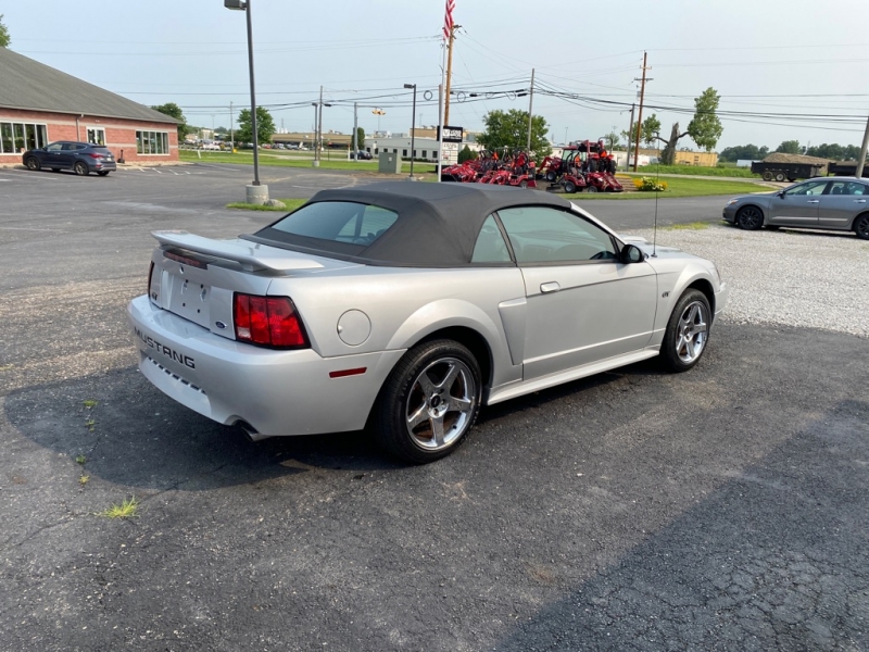 FORD MUSTANG 2001 price $12,995