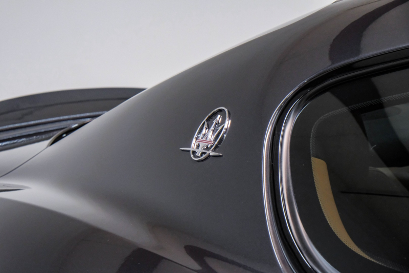 Maserati GranTurismo 2013 price $28,990