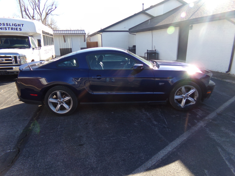 Ford Mustang 2010 price $8,950