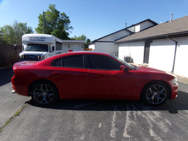 Dodge Charger 2015 price $14,250