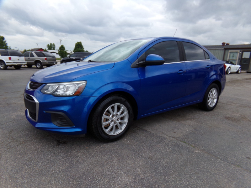 Chevrolet Sonic 2018 price $8,950