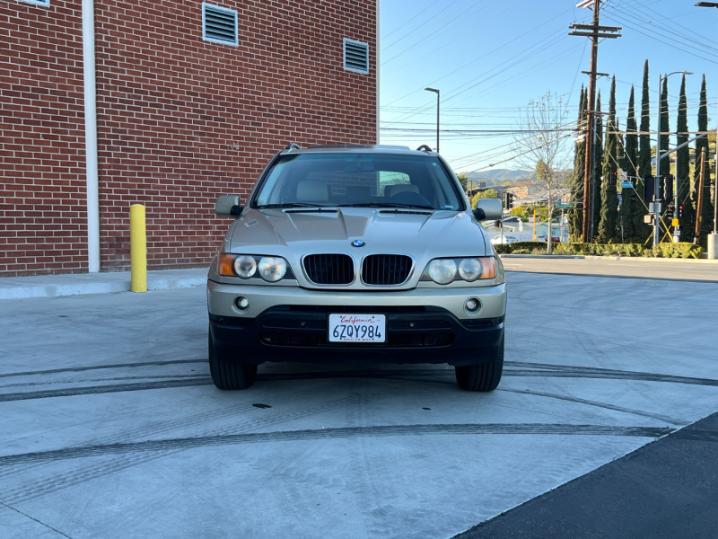 BMW X5 2001 price $12,990