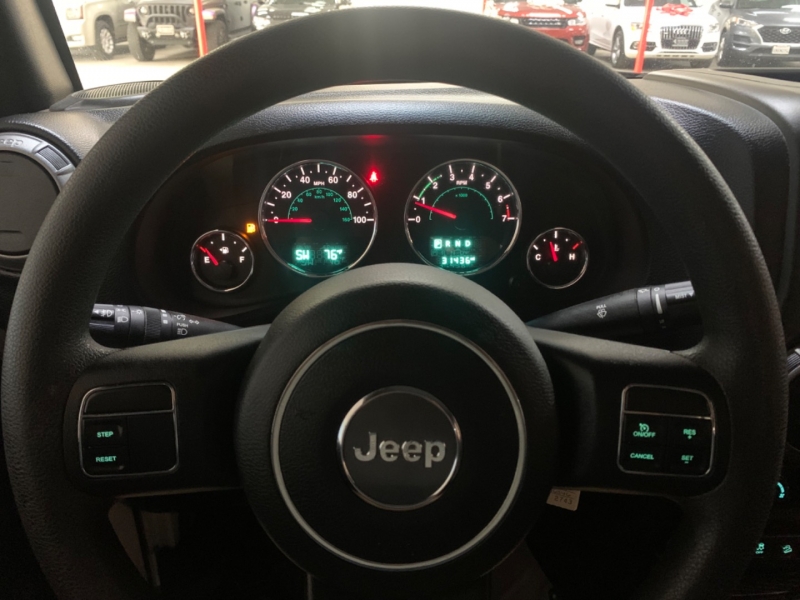 Jeep Wrangler Unlimited sport 4x4 2017 price $25,700