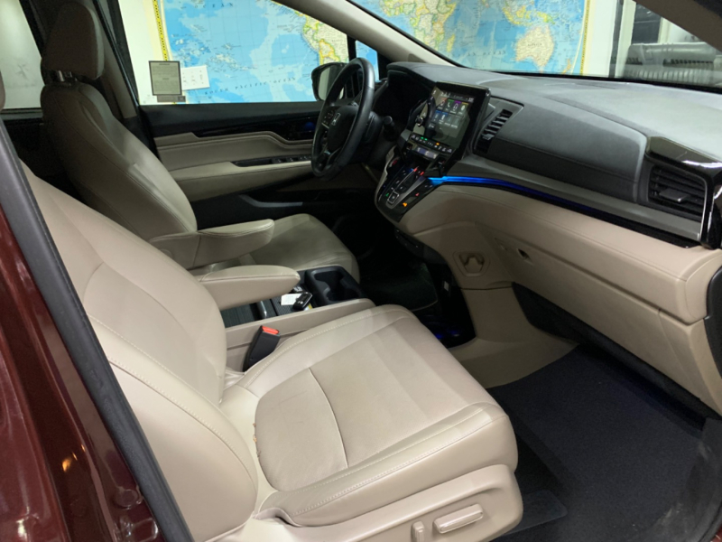 Honda Odyssey 2018 price $33,800
