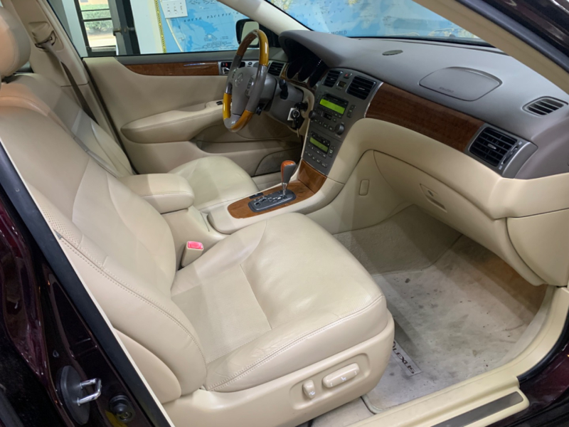 Lexus ES 330 2005 price $6,800