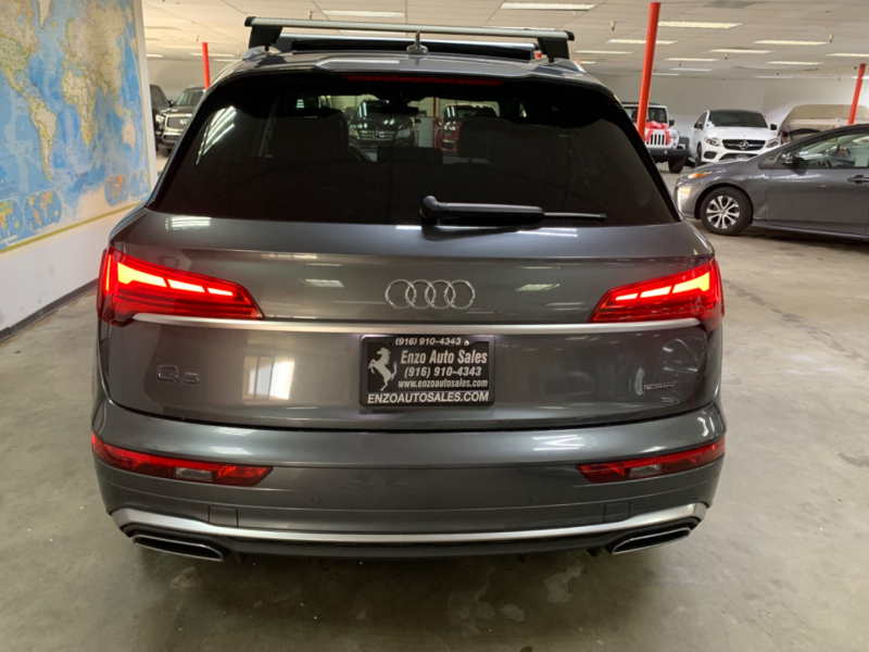 Audi Q5 2021 price $32,300