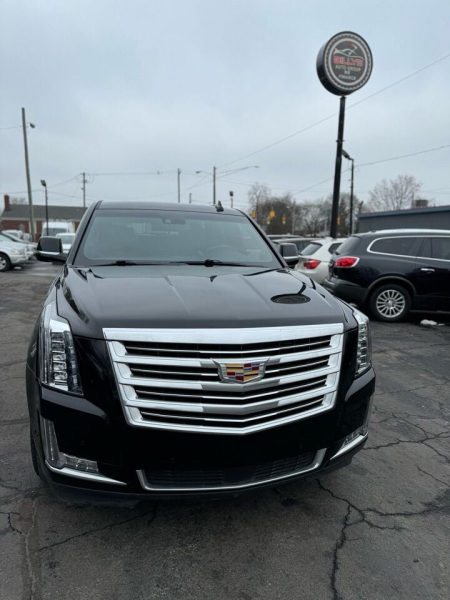Cadillac Escalade 2019 price $46,999