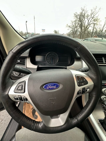 Ford Edge 2013 price $8,499