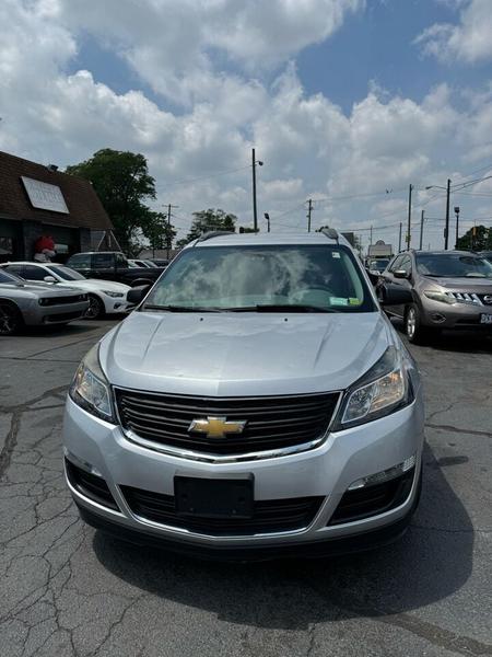 Chevrolet Traverse 2017 price $7,999