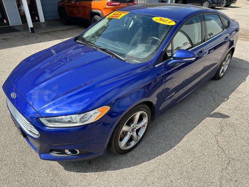 FORD FUSION HYBRID 2013 price $9,600