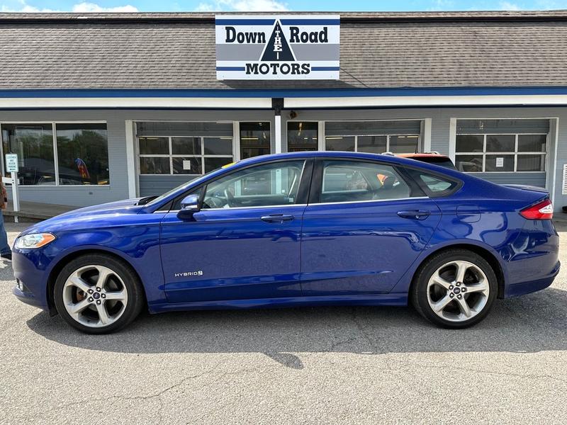 FORD FUSION HYBRID 2013 price $9,500