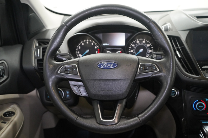 Ford ESCAPE 2018 price $14,777