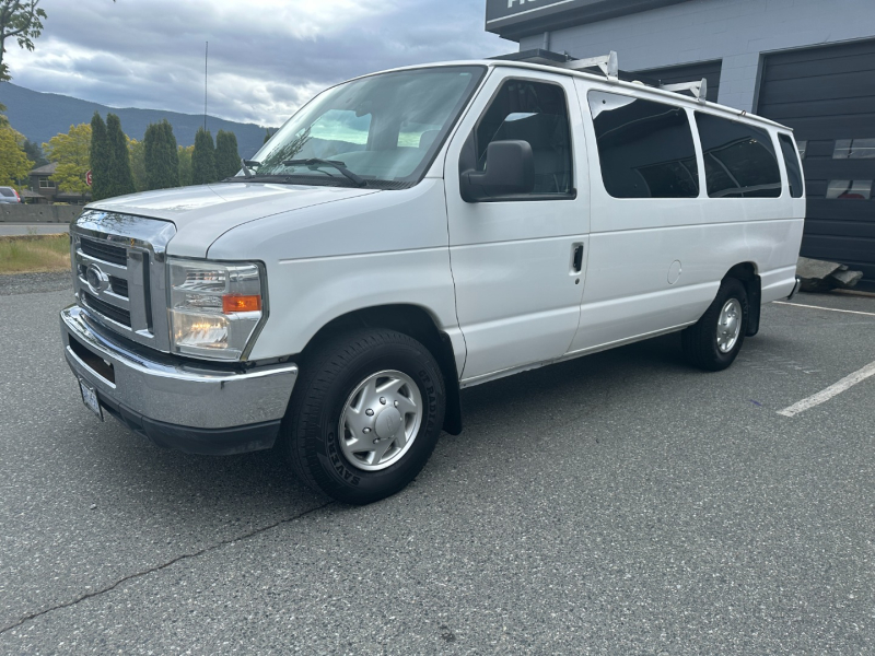 Ford Econoline Wagon 2012 price $27,995