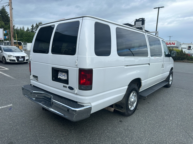 Ford Econoline Wagon 2013 price $29,995