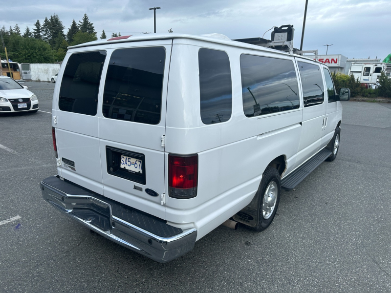 Ford Econoline Wagon 2013 price $29,995