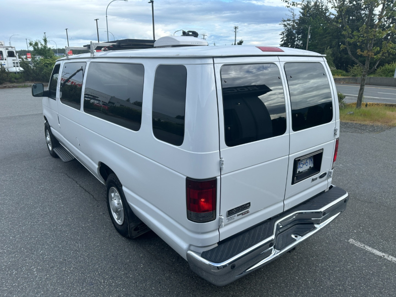 Ford Econoline Wagon 2013 price $29,995