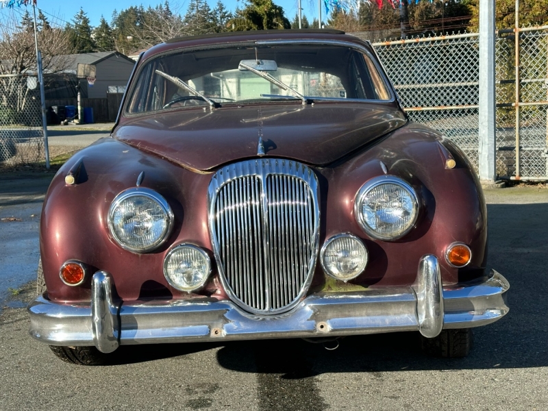Daimler 250 V8 1967 price $5,995