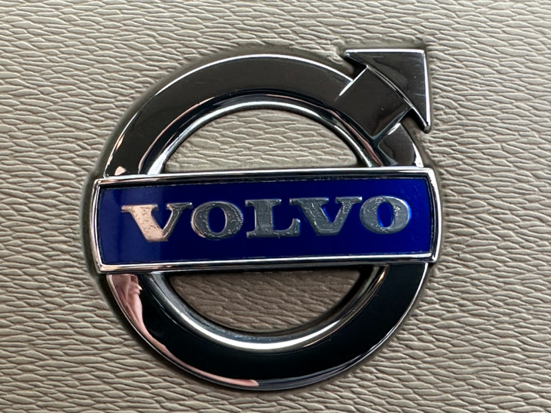 Volvo V70 2008 price $13,995