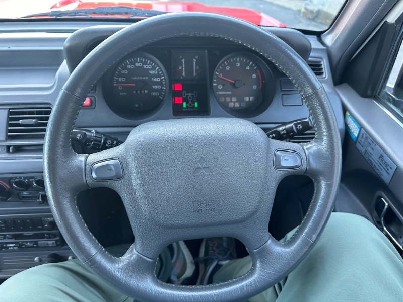 Mitsubishi Pajero 1996 price $29,995