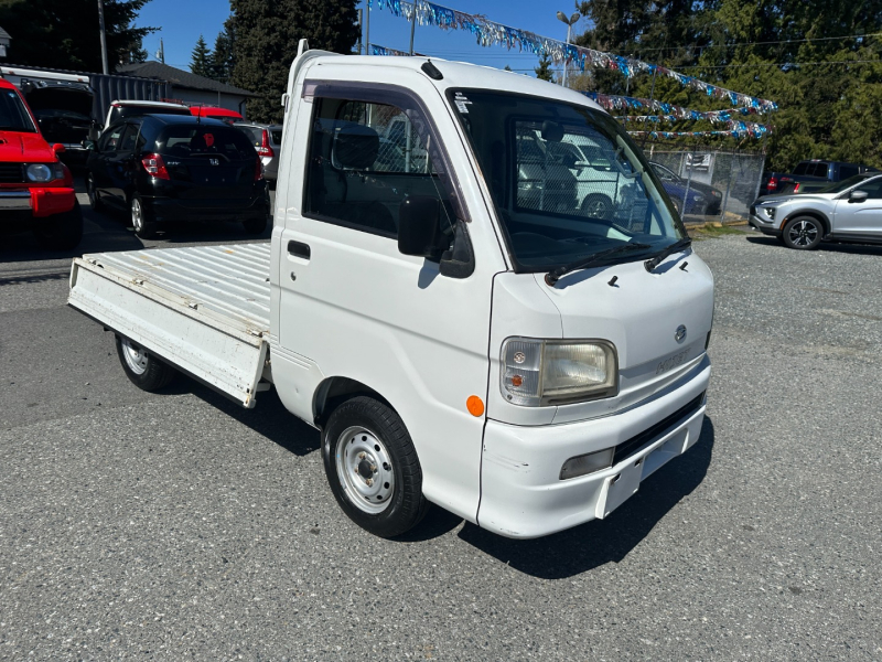 Daihatsu HiJet 2001 price $8,888