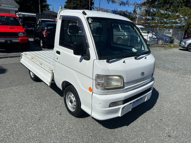 Daihatsu HiJet 2001 price $9,495