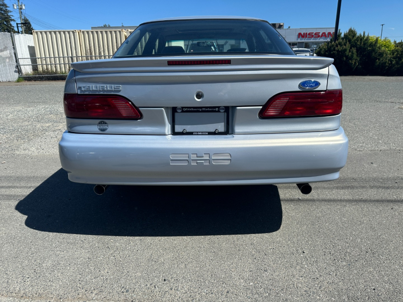 Ford Taurus 1994 price $8,995