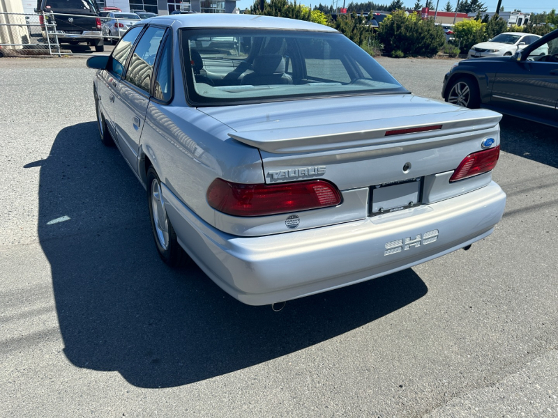 Ford Taurus 1994 price $8,995