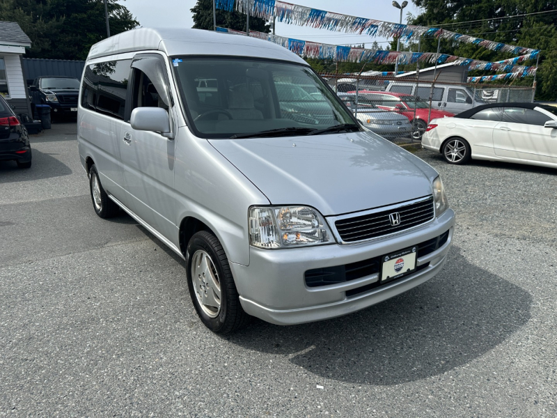 Honda Stepwgn 2000 price $15,995