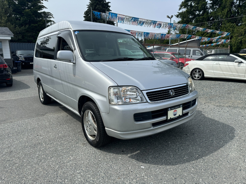 Honda Stepwgn 2000 price $15,995