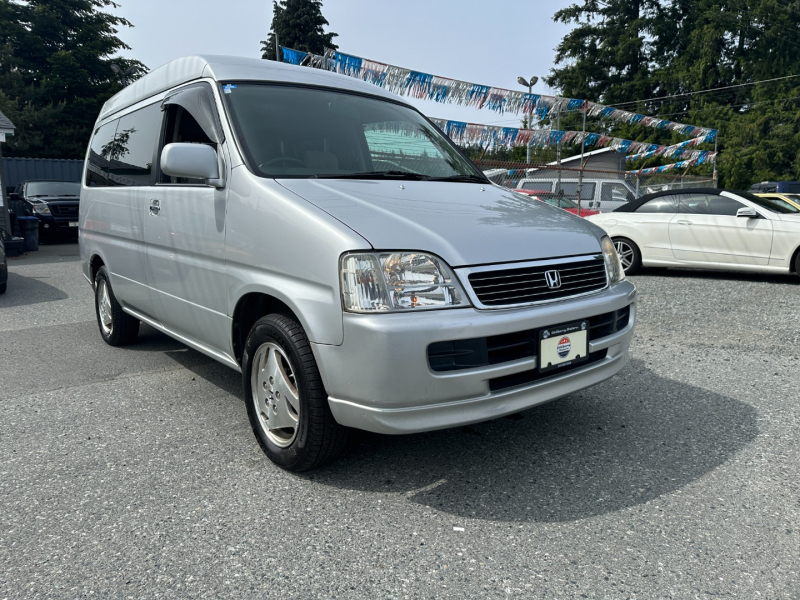 Honda Stepwgn 2000 price $15,995