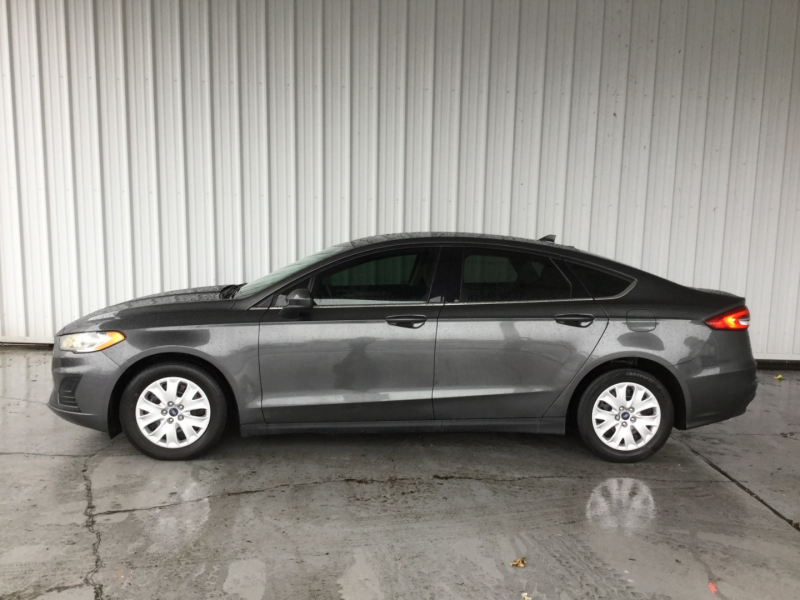 Ford Fusion 2020 price $13,995