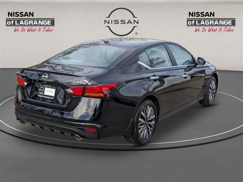 Nissan Altima 2024 price $25,671