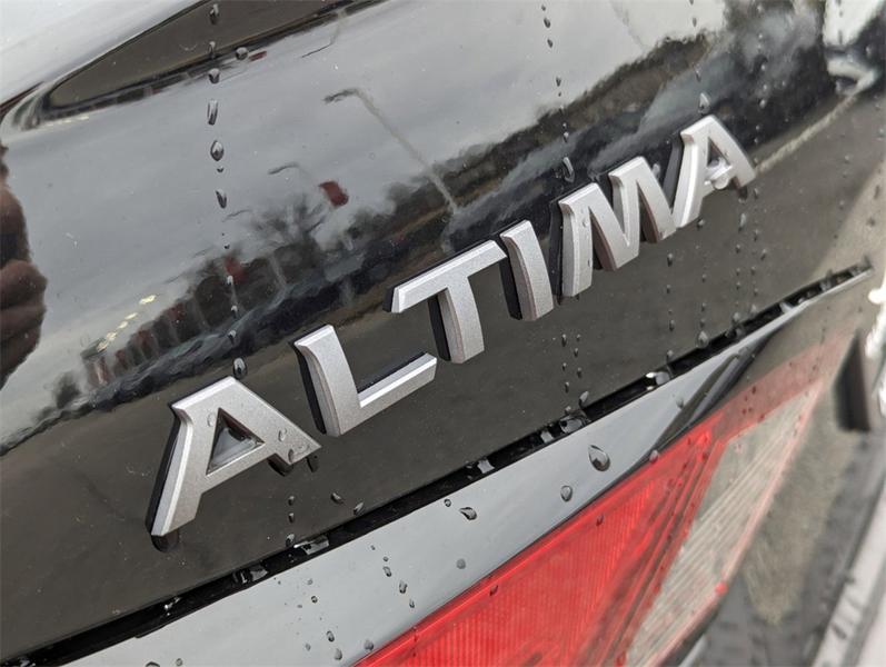 Nissan Altima 2024 price $24,076