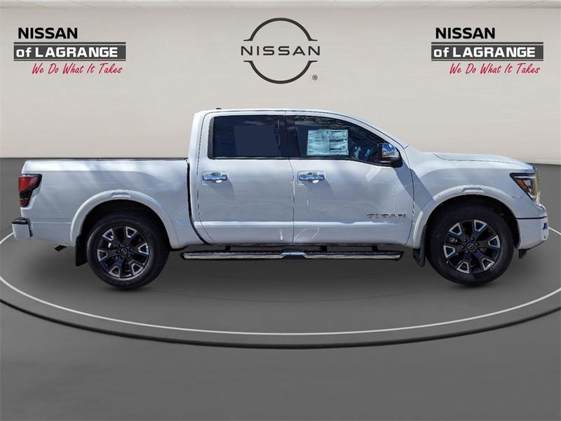 Nissan Titan 2024 price $60,662