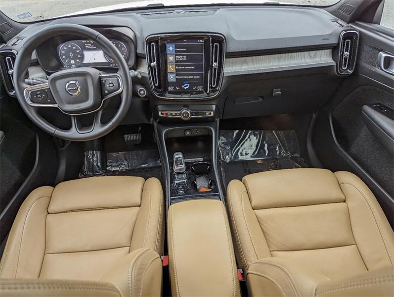 Volvo XC40 2021 price $28,999