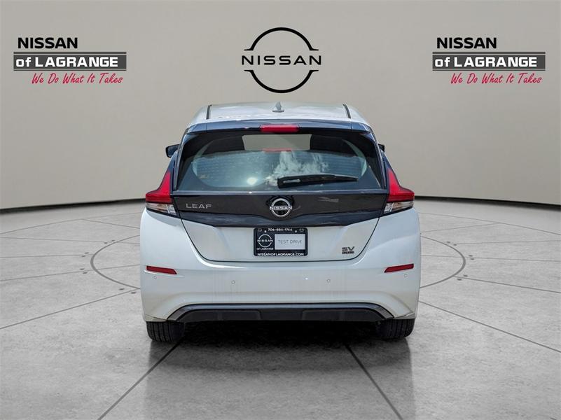 Nissan Leaf 2024 price $37,563