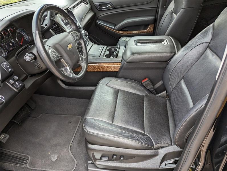 Chevrolet Suburban 2019 price $41,899