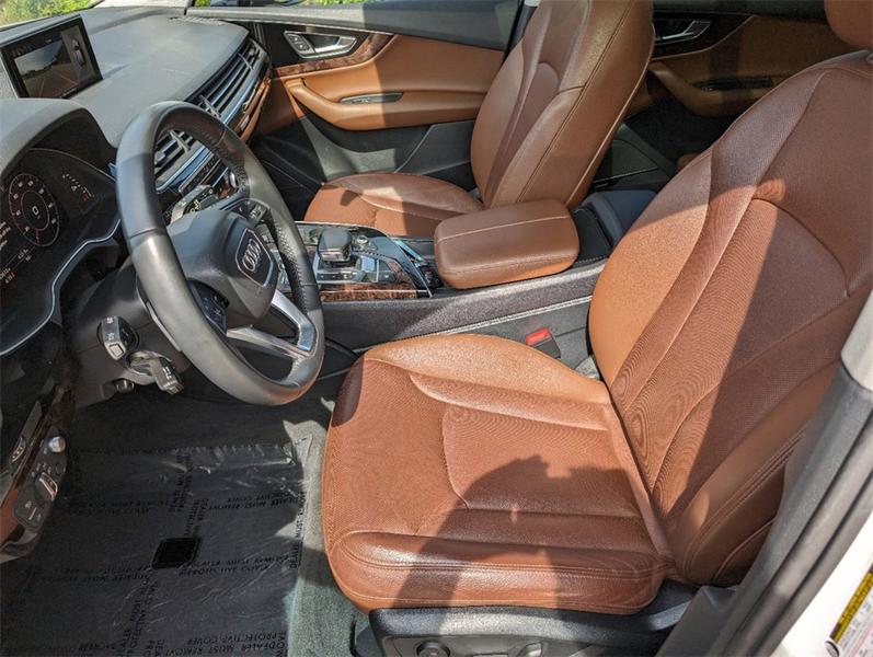 Audi Q7 2019 price $29,900