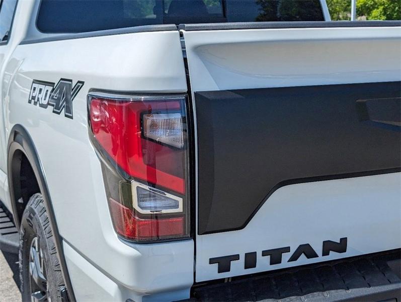 Nissan Titan 2024 price $54,668