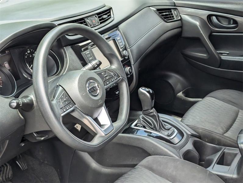 Nissan Rogue 2019 price $16,300