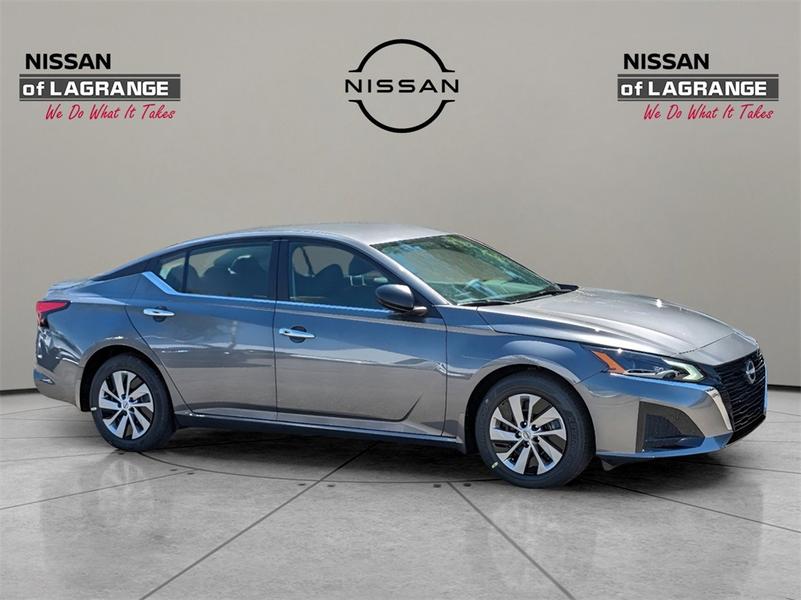 Nissan Altima 2024 price $26,620