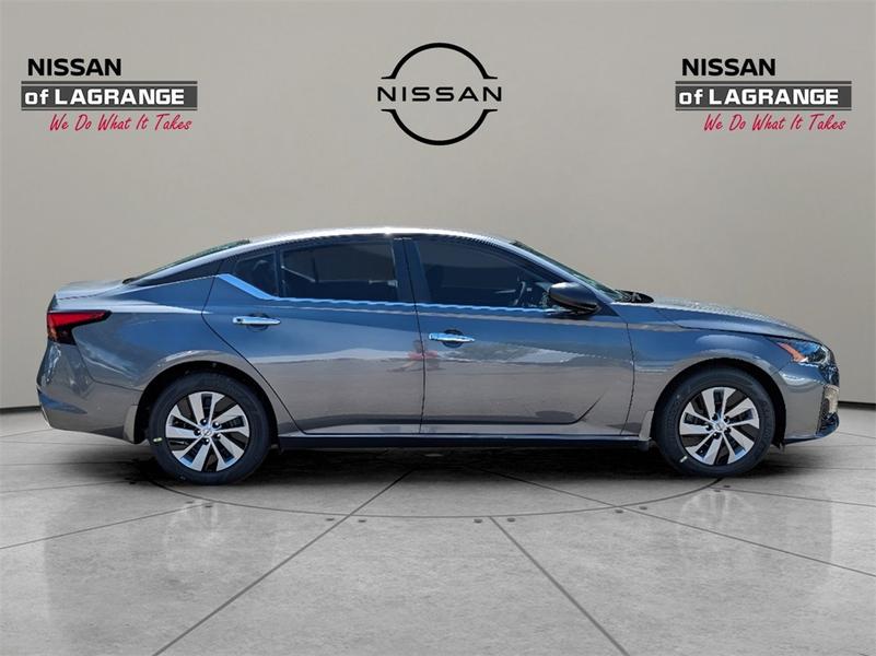 Nissan Altima 2024 price $26,620