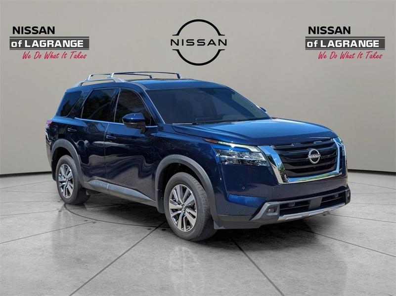 Nissan Pathfinder 2023 price $36,999