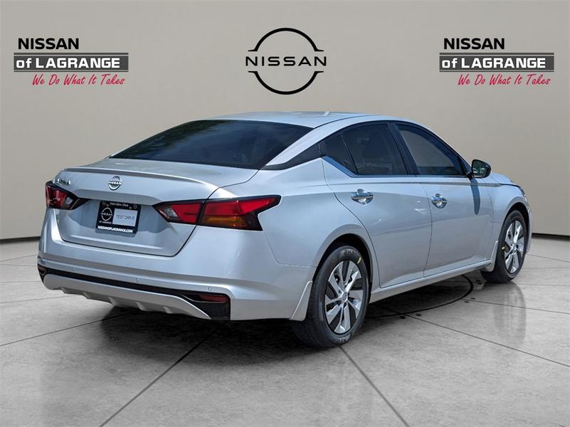 Nissan Altima 2024 price $26,620