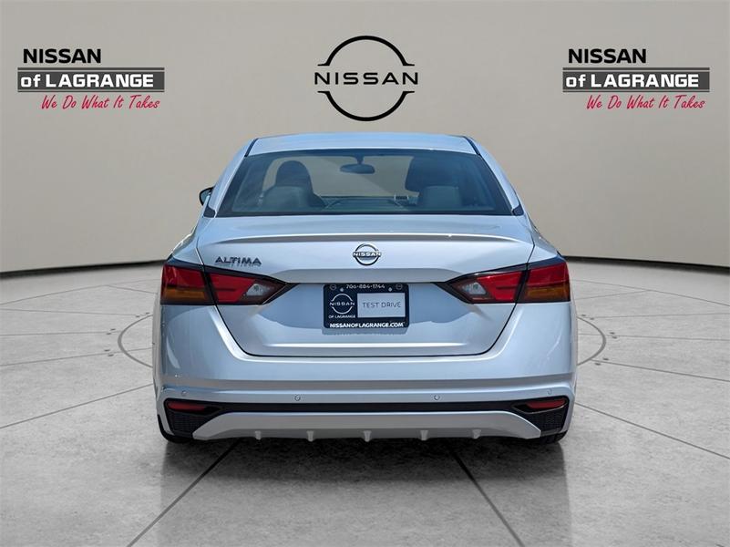 Nissan Altima 2024 price $26,620