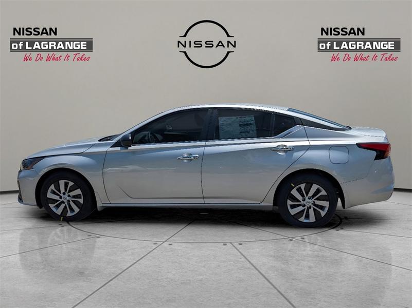 Nissan Altima 2024 price $26,620